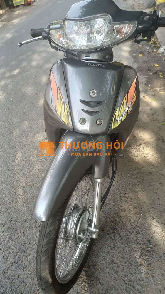 WAVE 50CC ĐẸP NHƯMỚI ĐỀ KÈN XINHAN CAVET ĐỦ MÁY ÊM 2010 25000 km Đang cập nhật
