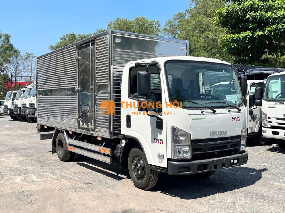 XE TẢI ISUZU QKR210 1.9 TẤN - THÙNG 4.3M