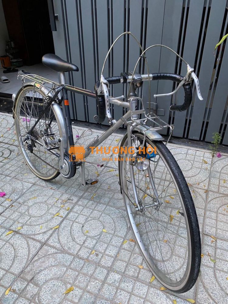 Xe Bridgestone cuộc