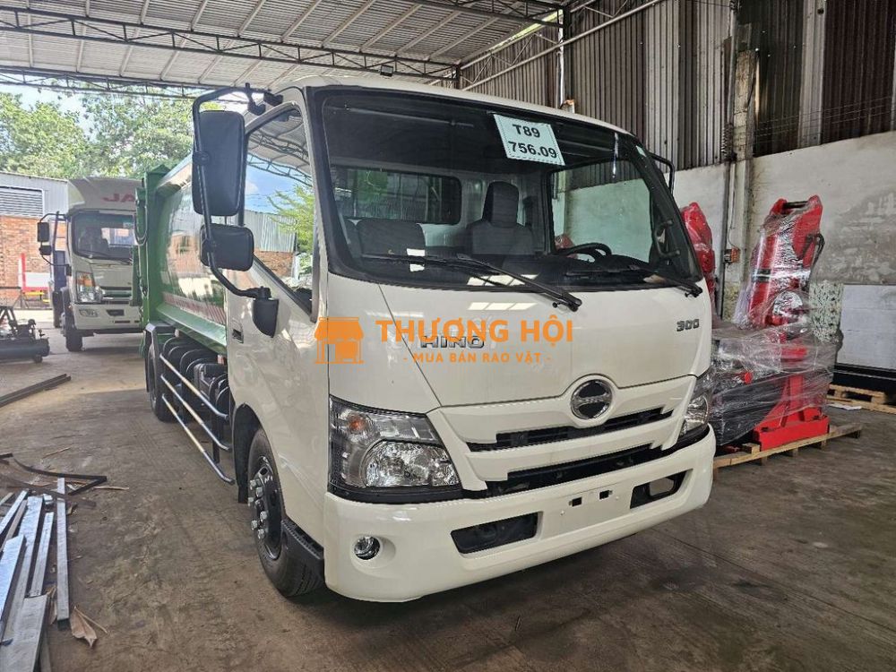 Xe ép rác 7 khối hino E5 - Mới 100%