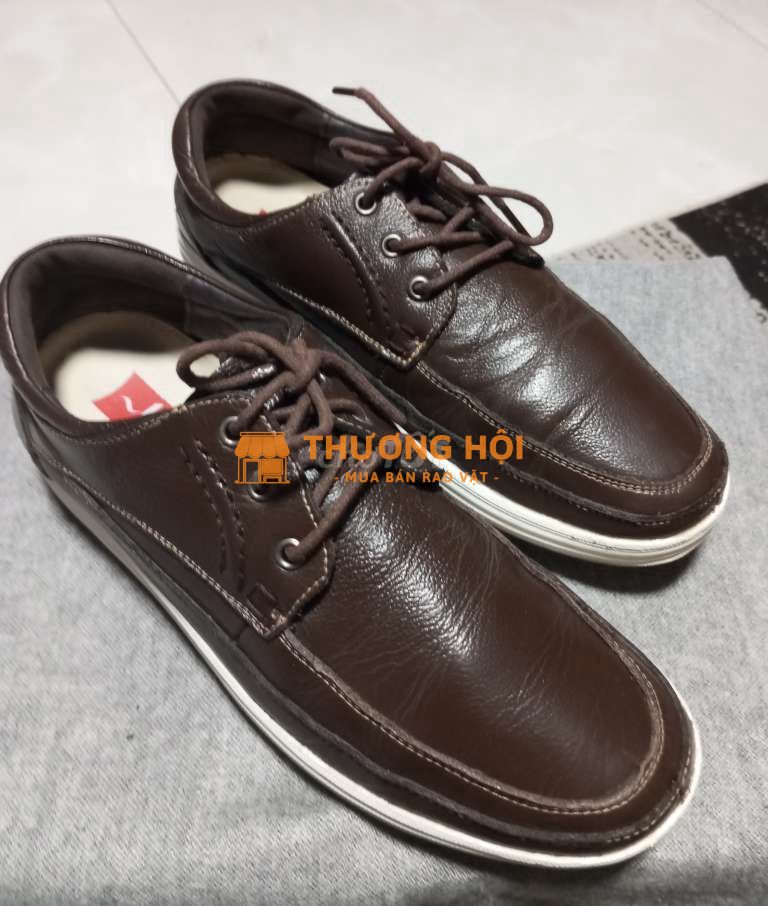 Giày da sneakers, Mỹ