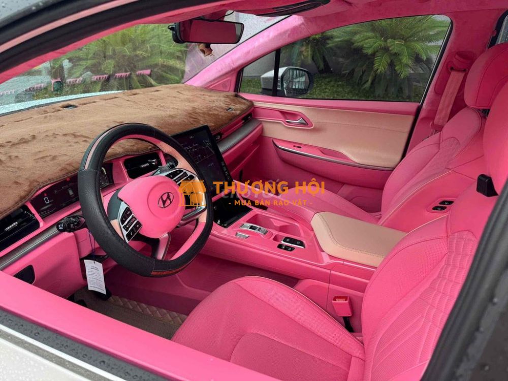 Hyundai Custin 2024 Cao Cấp 2.0T - 3,500 km