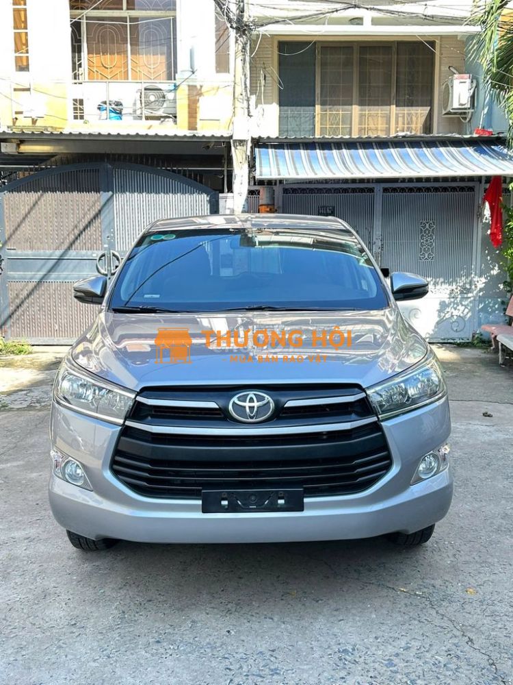 Toyota Innova 2019 2.0E - 68000 km