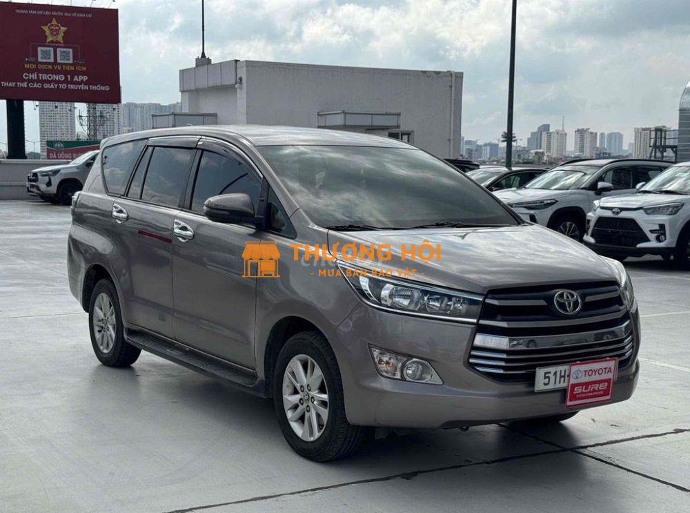 Toyota Innova 2020 E 2.0 MT - 106000 km