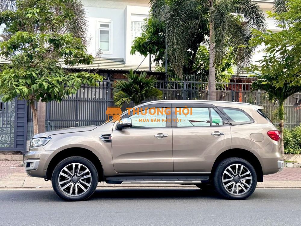 Everest Titanium 4WD - Bản cao cấp nhất MỘT CHỦ