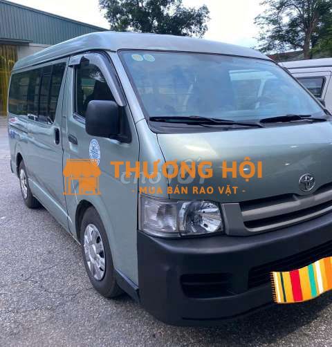 Xe tải van toyota hicea máy dầu. 38 ao đôi