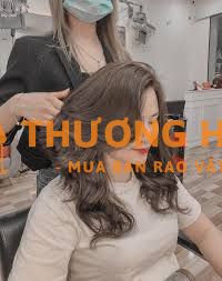 Cắt tóc nam Đức Quyền, cần tuyển gấp - 01 nữ nhân viên gội đầu