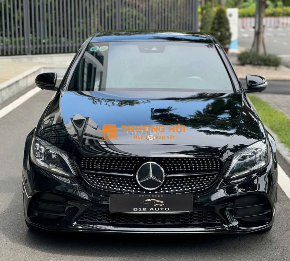 Mercedes Benz C300 AMG Model 2021- 49000 km