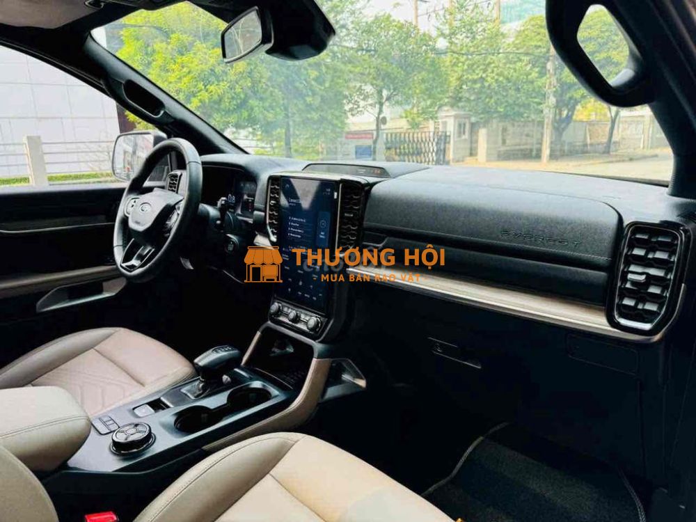 Ford Everest 2022 Titanium+ 2.0L AT 4x4 - 46000 km