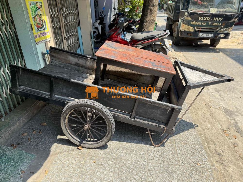 Bán xe lôi chở hàng