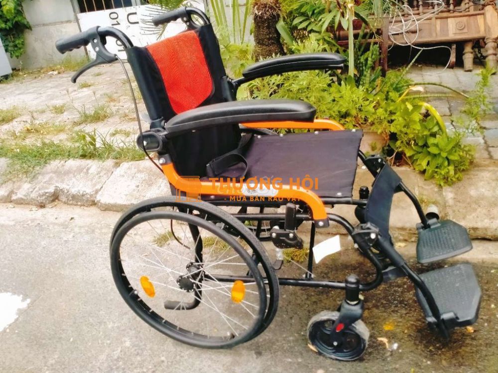 Mới Tinh 100%. Bán 750.000. còn Tem chưa tháo ra.