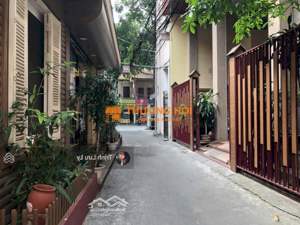 Bán đất Lò đúc 42 M2 Lô Góc 2 Thoáng ô Tô Chạy Vòng Quanh Gần Phố Không Quy Hoạch Chỉ 12.3 Tỷ