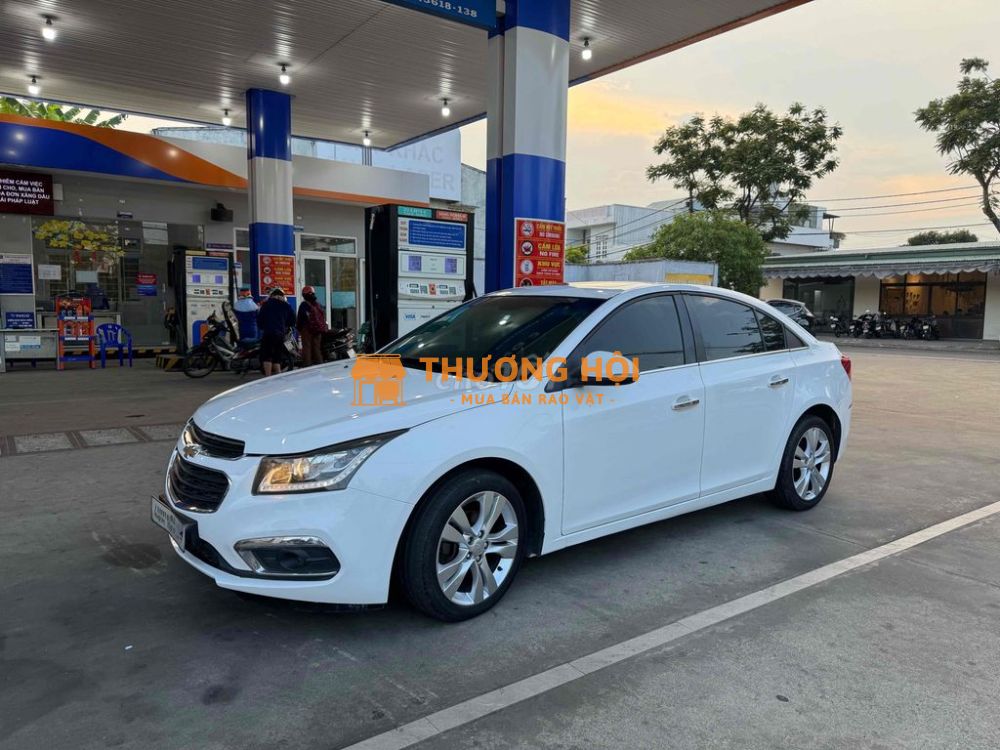 Chevrolet Cruze 2016 LTZ 1.8 AT - 120000 km