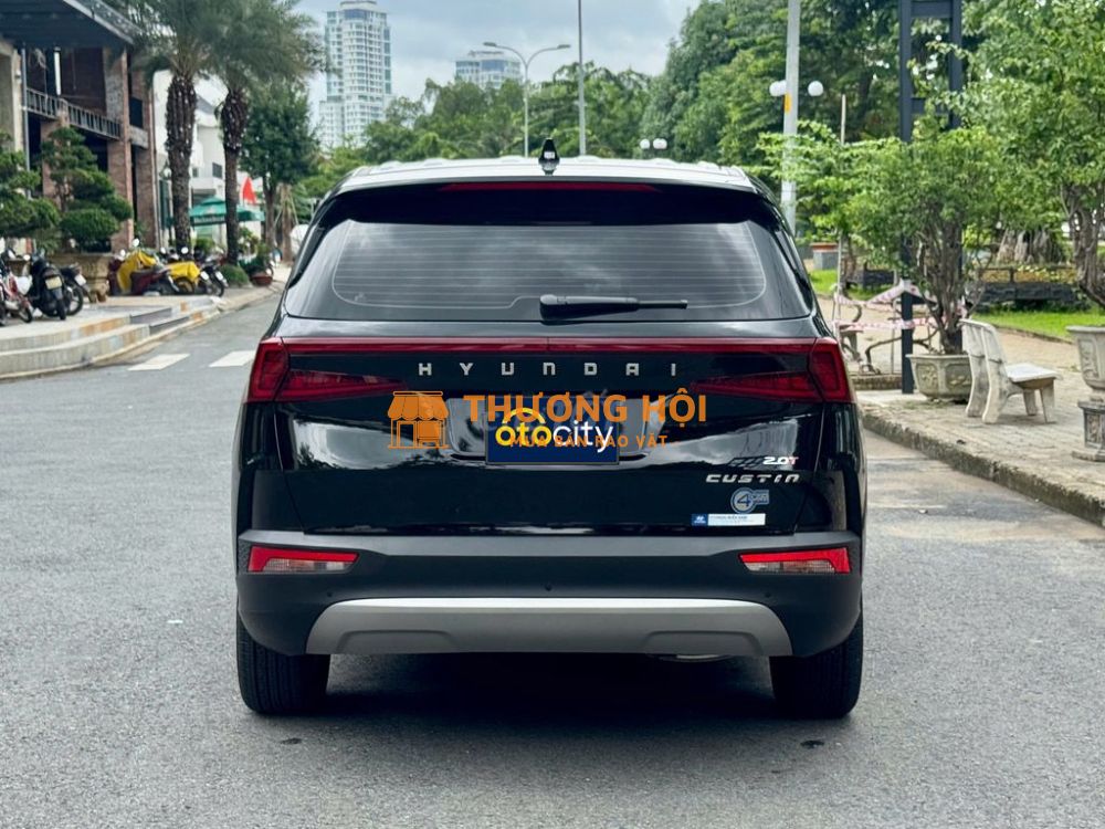 Hyundai Custin 2.0T 2024 - Màu đen - 1v5km - BSTP