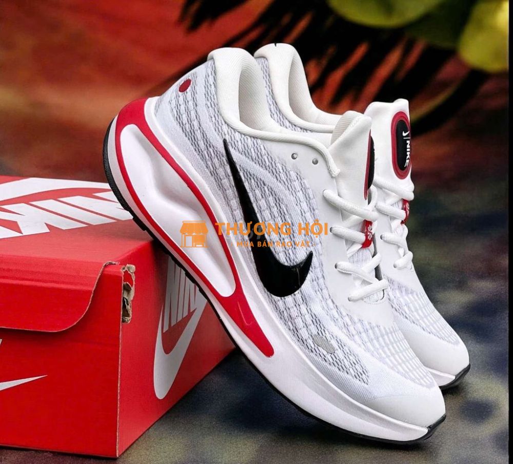 NIKE JOY New.
