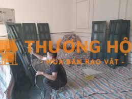 Cần tuyển thợ sơn pu và thợ phụ làm tại Hà Nội