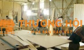 CẦN TÌM THỢ GỖ MDF VÀ PHỤ VIỆC