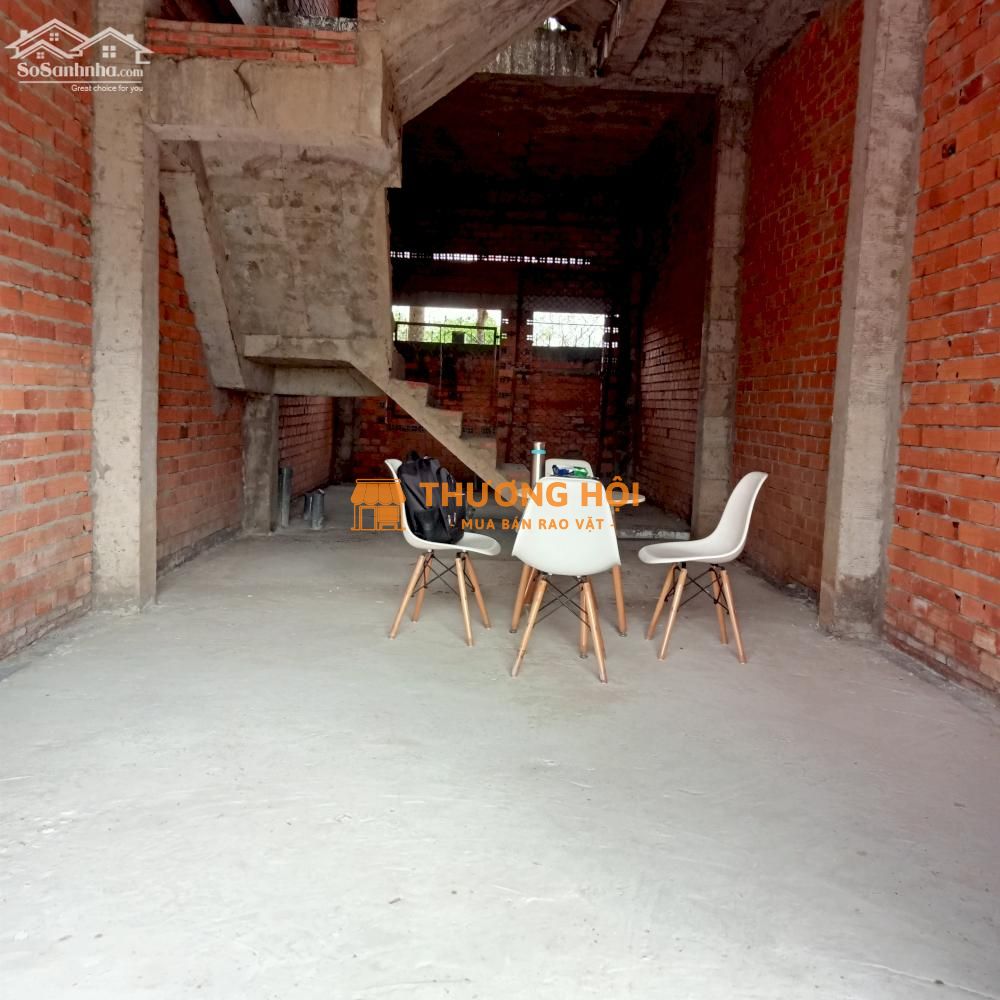 NHÀ 1 TRỆT 3 LẦU MẶT TIỀN CHỢ BÁCH HÓA BÌNH MINH.