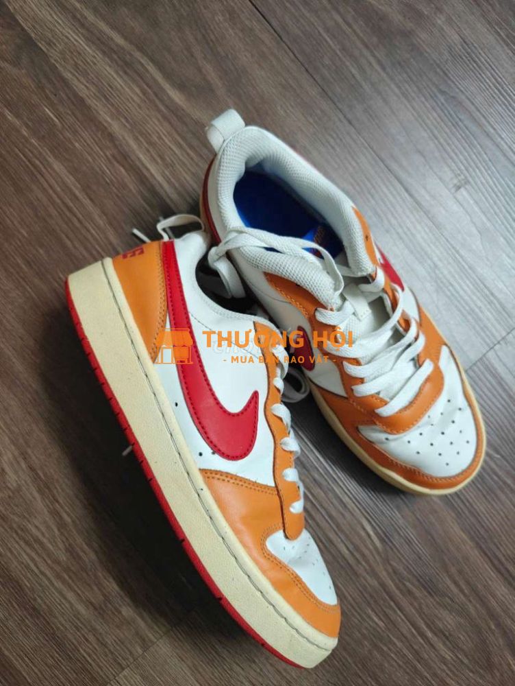 Nike court sz.40 màu mix đẹp nha mới 97%