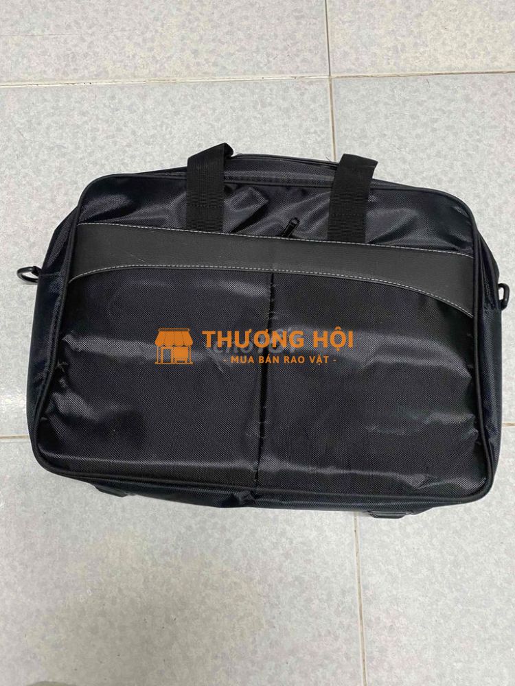 Pass vài cặp đựng laptop 15inch mới