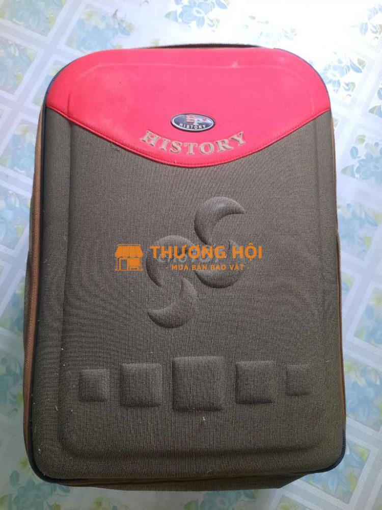 Cần bán vali hàng của mỹ còn tốt