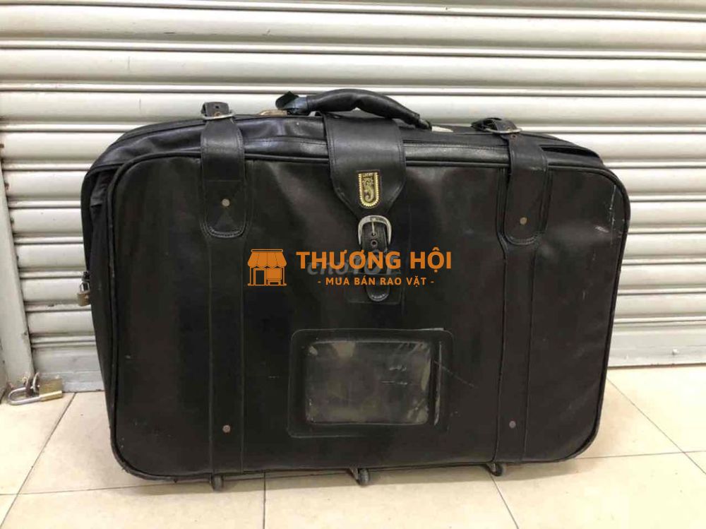 Bán cái Vali cỗ điễn