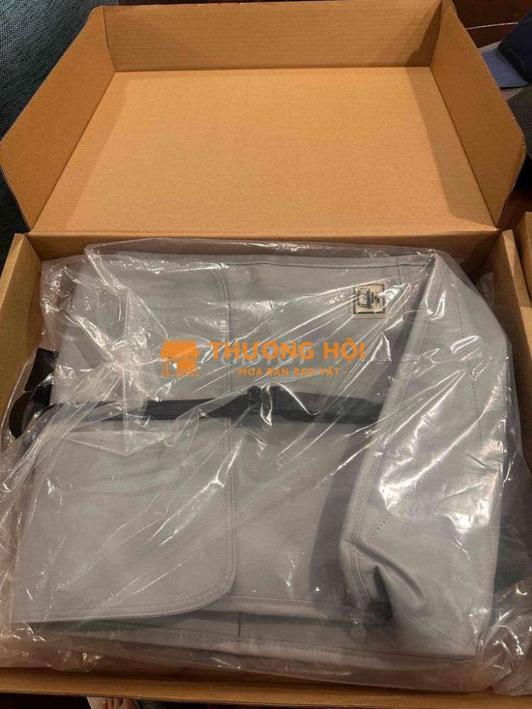 thanh lý balo herschel auth mới 100%