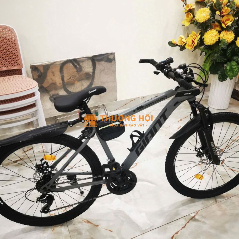 thanh lý xe đạp mới nguyên giant 720