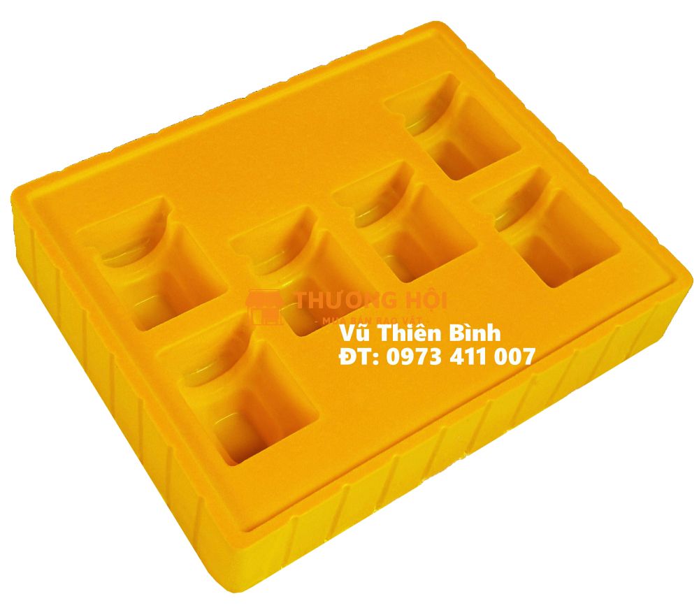 Phun Nhung - Khay Nhựa Phun Nhung