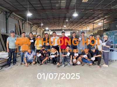 Xưởng gỗ Dĩ An cần tuyển thợ mộc và phụ mộc