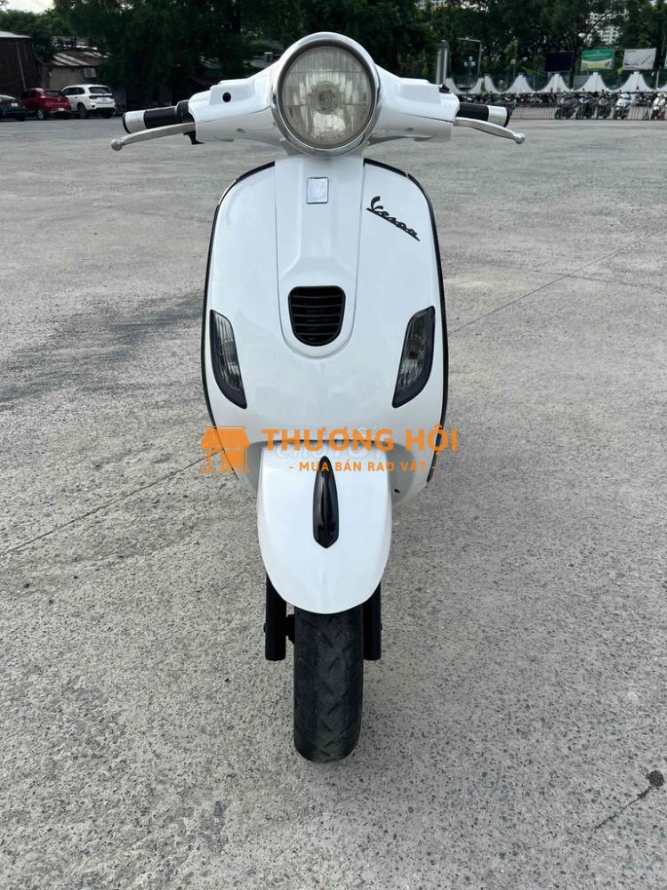 Xe máy điện Vespa 79 màu trắng cực nét