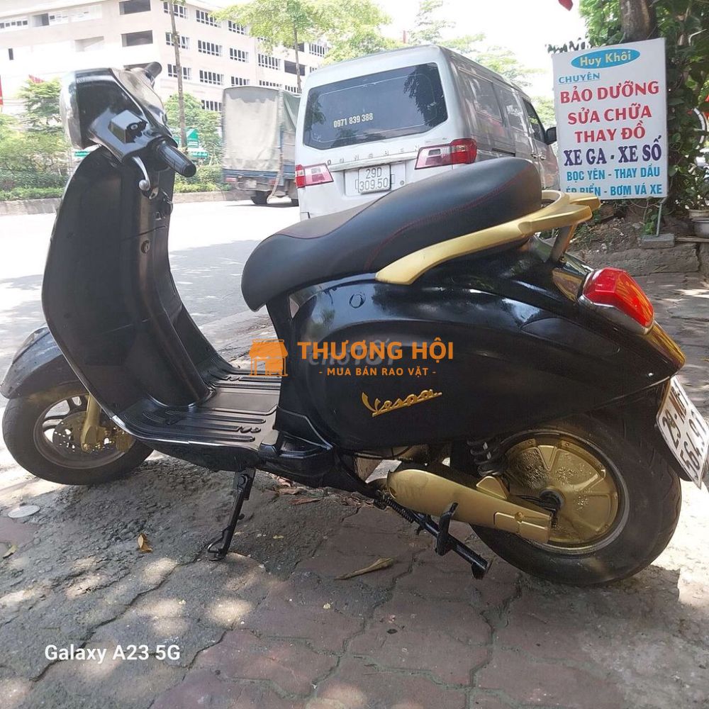 NHÀ CHẬT THANH LÝ XE VESPA, ẮC QUY TỐT 45-50 KM