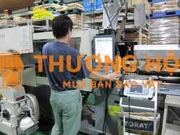Nhân viên vận hành máy ép nhựa (NV Kỷ thuật thợ chỉnh sữa máy ép nhựa)