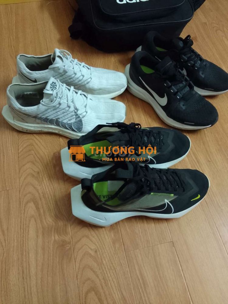 Thanh lý mấy đôi chạy bộ hót của Nike