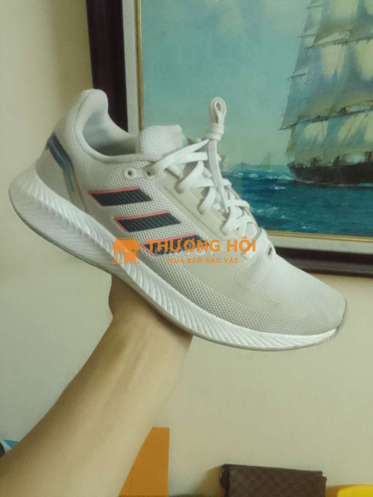 Thanh lý snk Adidas falcon