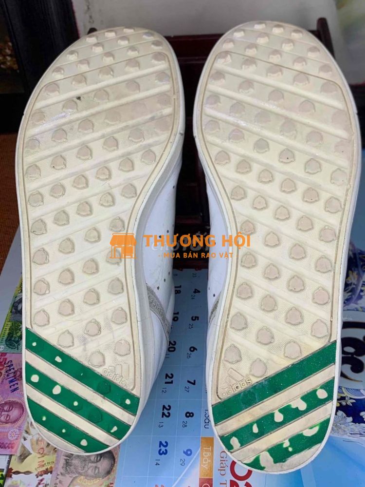 Adidas G33781 cỡ 44 ( chân 42-43 đi cũng đẹp )