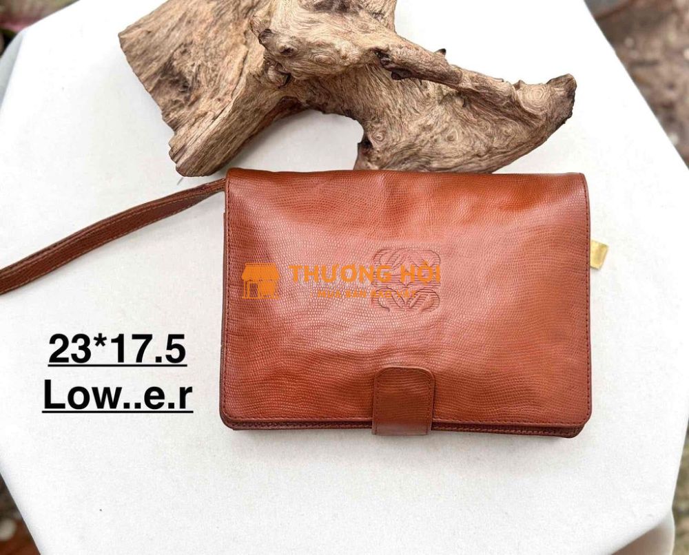 Loewe Clutch siêu sang