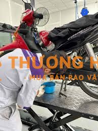 Tuyển thợ sửa xe 3 chính 2 phụ chạy việc