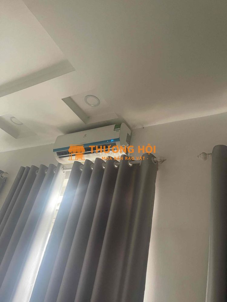 Máy lạnh đang sử dụng