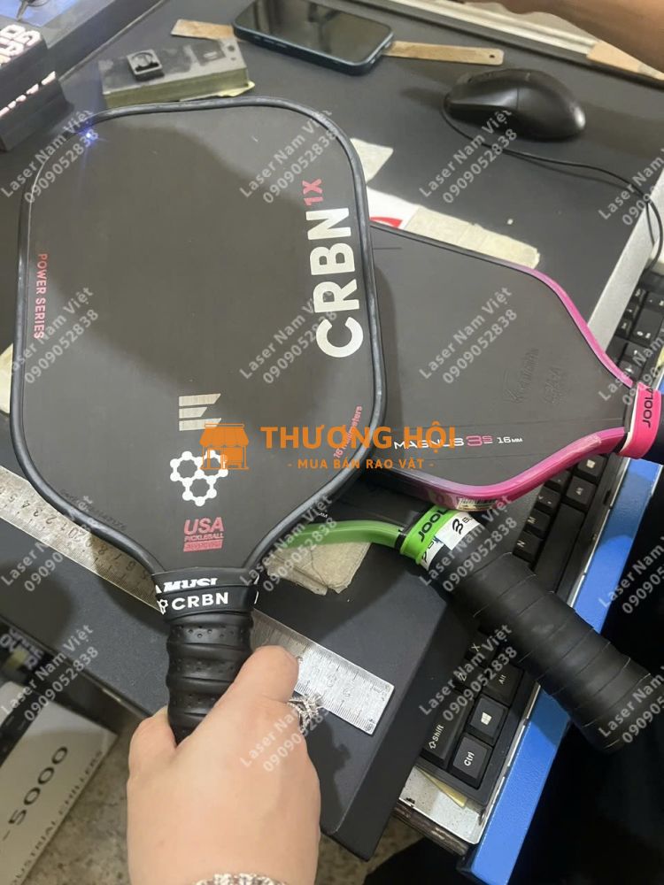 NHẬN KHẮC LASER LÊN DỤNG CỤ THỂ THAO – THEO YÊU CẦU