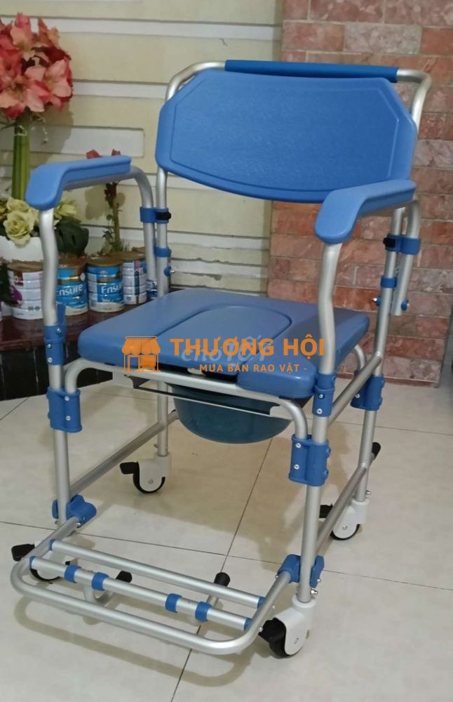 CẦN BÁN GHẾ BÔ DÀNH CHO NGƯỜI BỆNH CÒN MỚI 100%