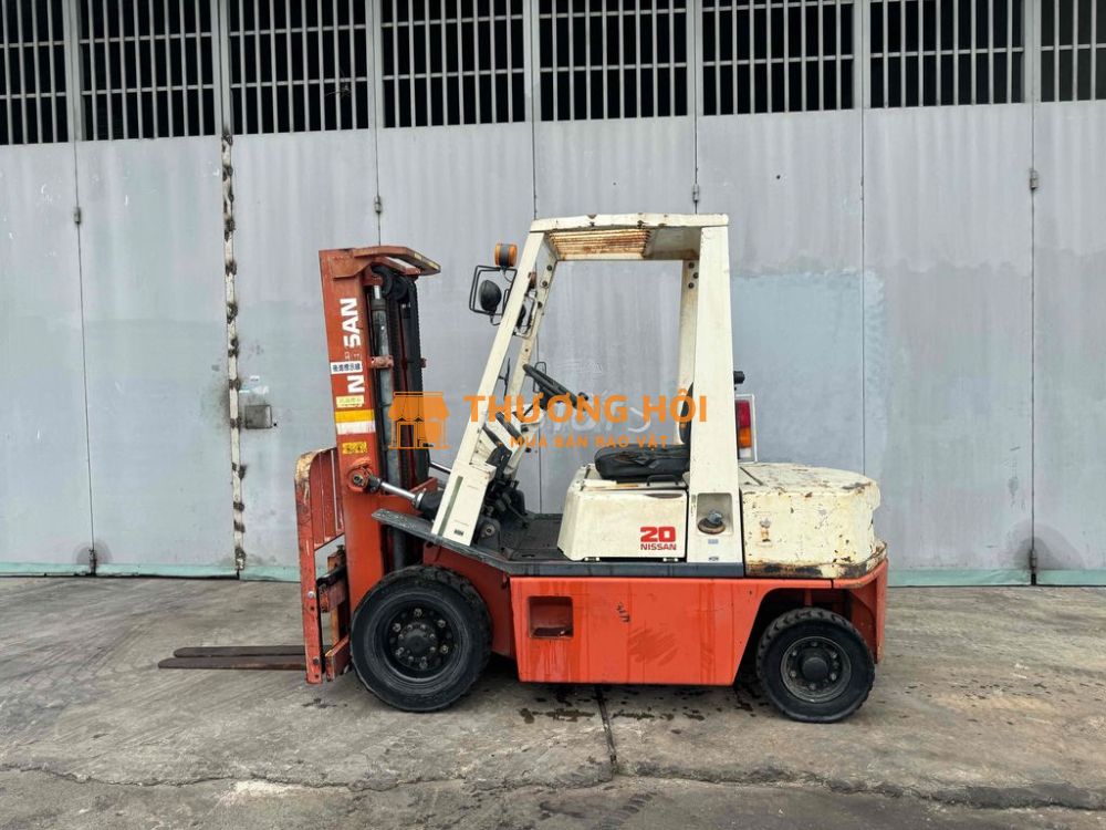 XE NÂNG NISSAN 2 TẤN DỊCH GIÁ