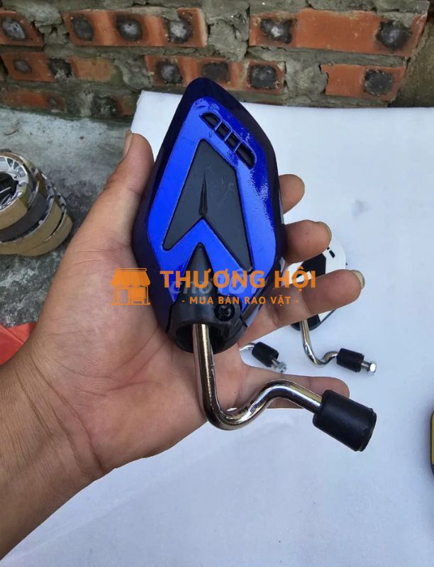 Gương xe máy chưa sử dụng