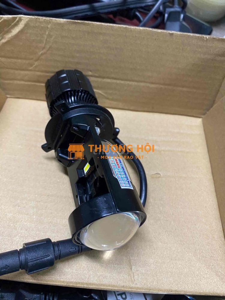 Đèn pha LED ô tô, màu đen