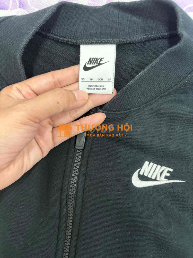 ái khoác nike authentic