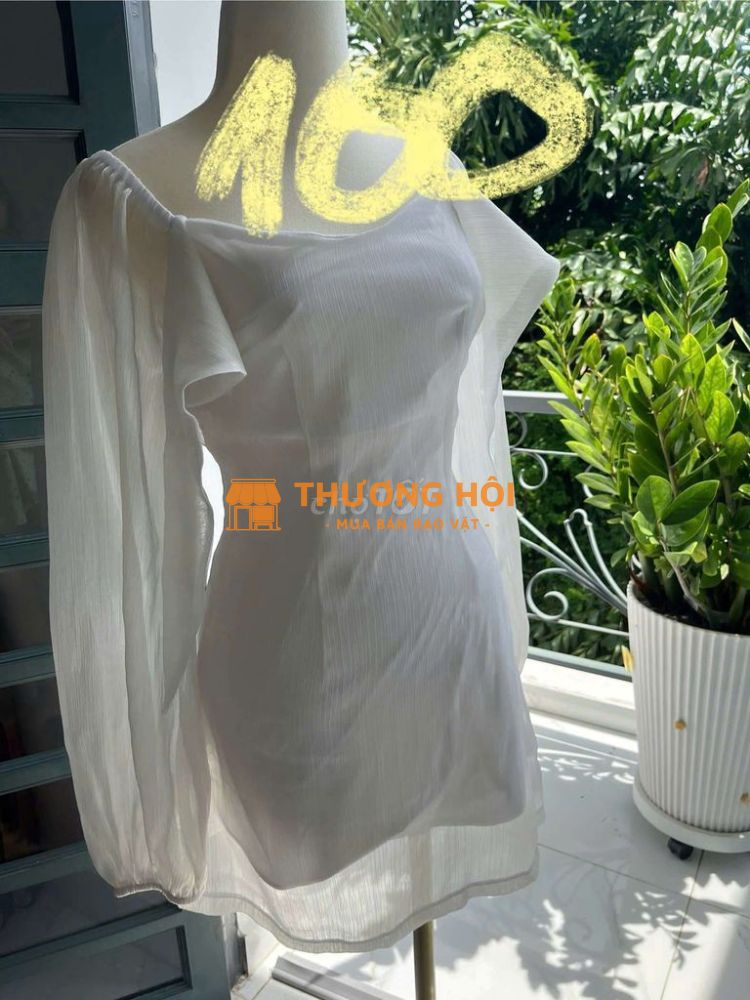 Đầm trắng