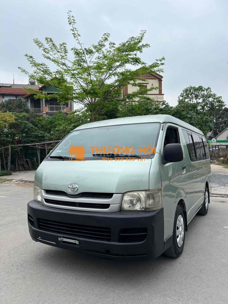Xe tải van hiace