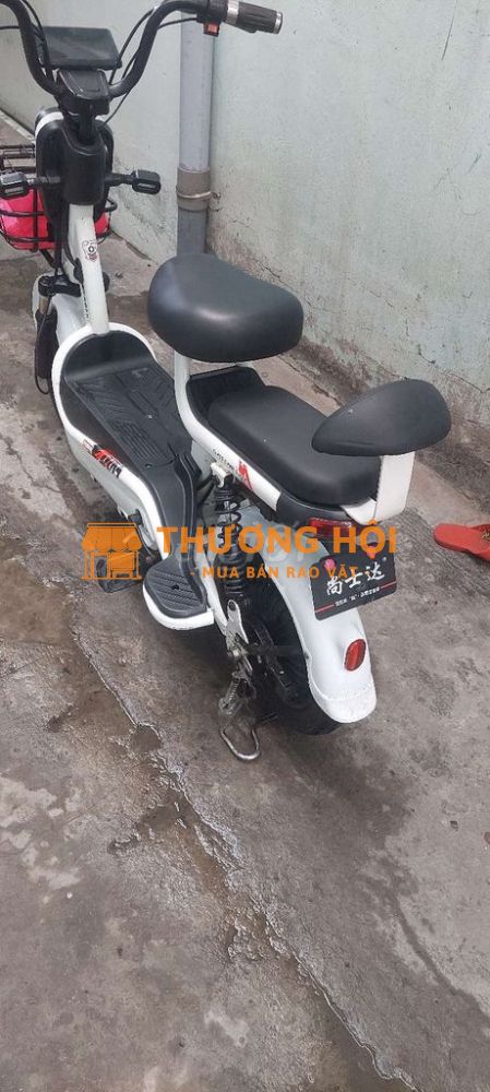 Xe điện thanh lý chạy 4 binh lớn