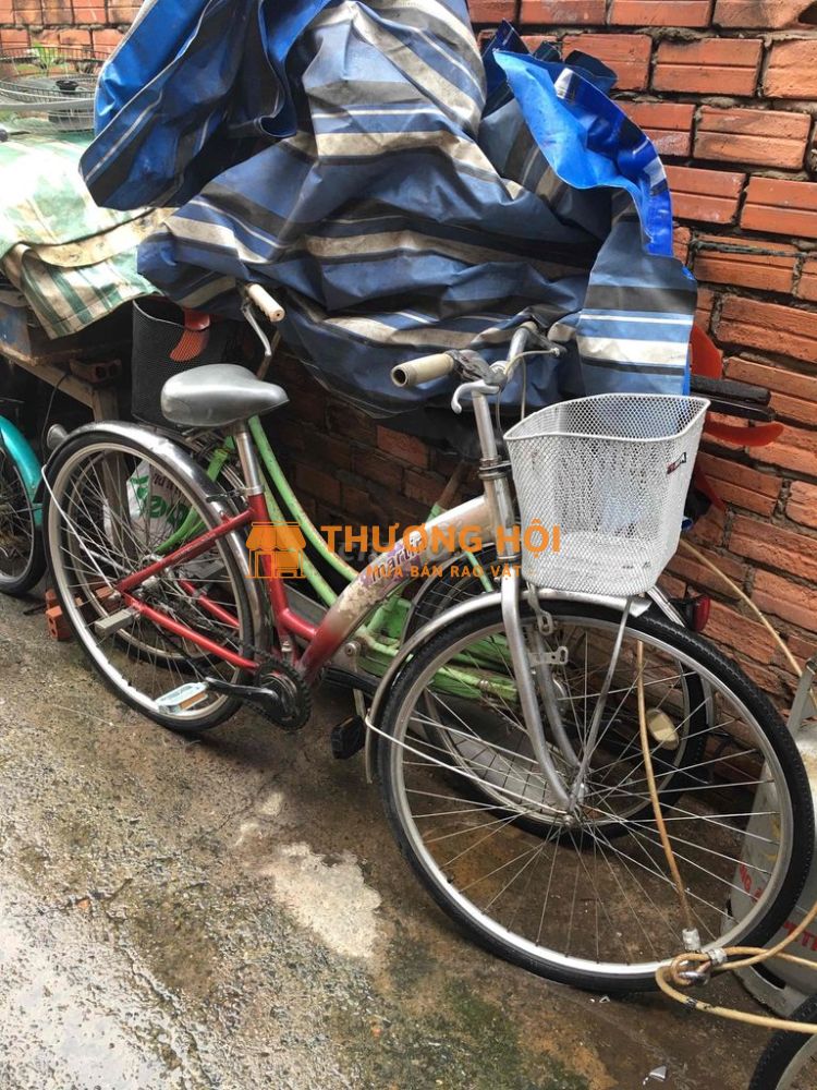 Bán cái xe đạp như trên xưởng nhôm còn xài tốt