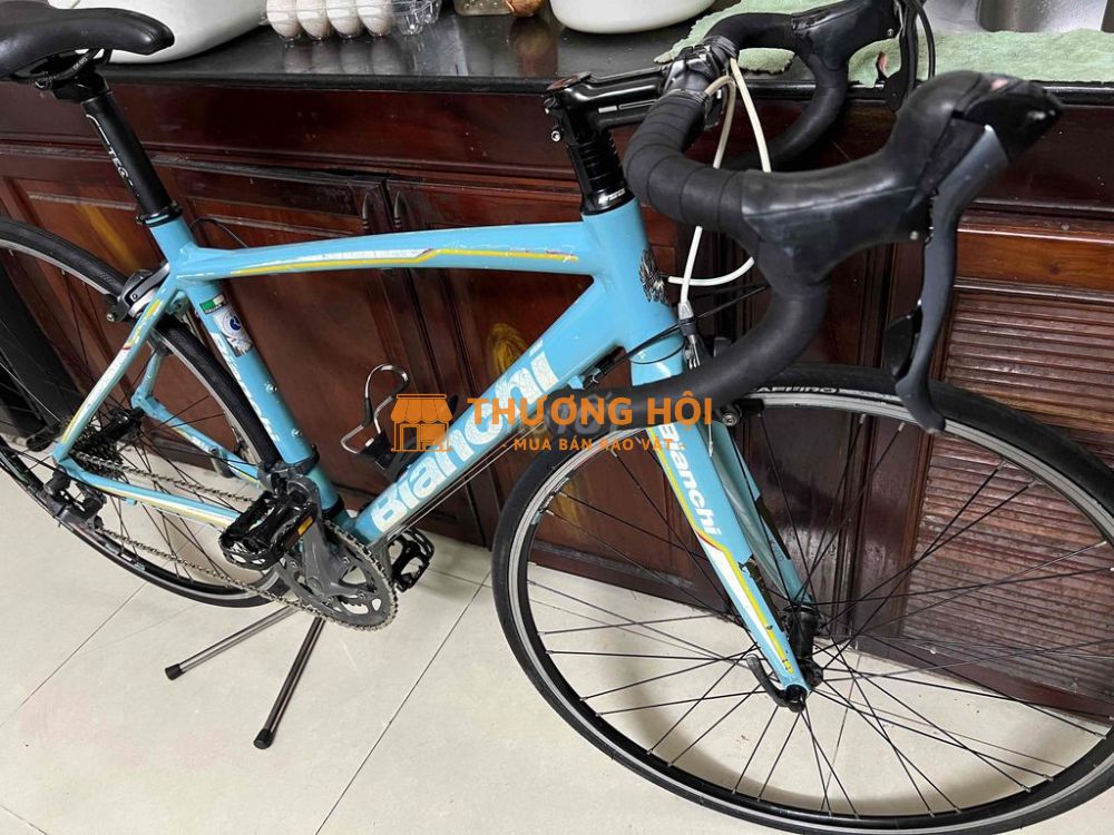 BÁN XE BIANCHI VIA NIRONE 7 Ý